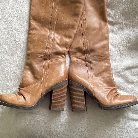 Jessica Simpson Brown Heeled Boots - Picture 2 of 9